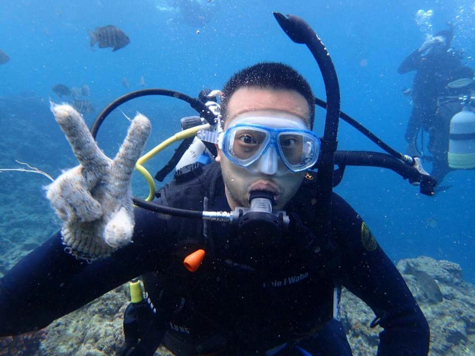 【日照中德骨科医院为您科普】胸前疼痛就是心绞痛?或许是肋软骨炎导致的